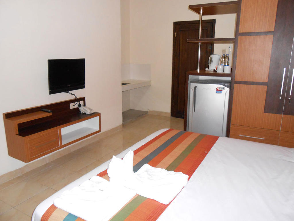 Pineapple Mansion Hotel Solo Kamer foto