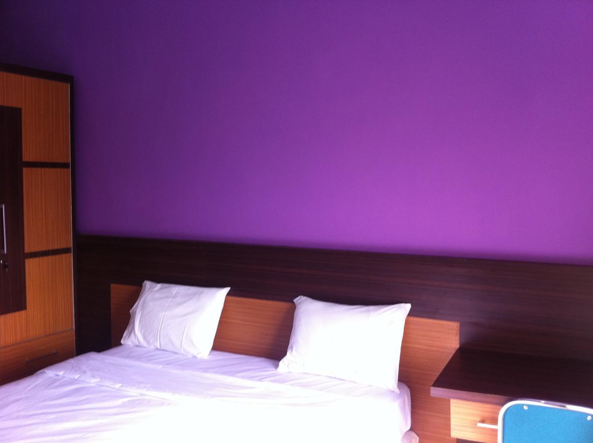 Pineapple Mansion Hotel Solo Kamer foto
